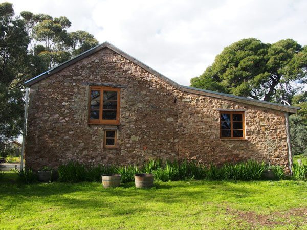 renovating an old stone barn in south australi - come take a tour in this rustic upcycled stone home!
