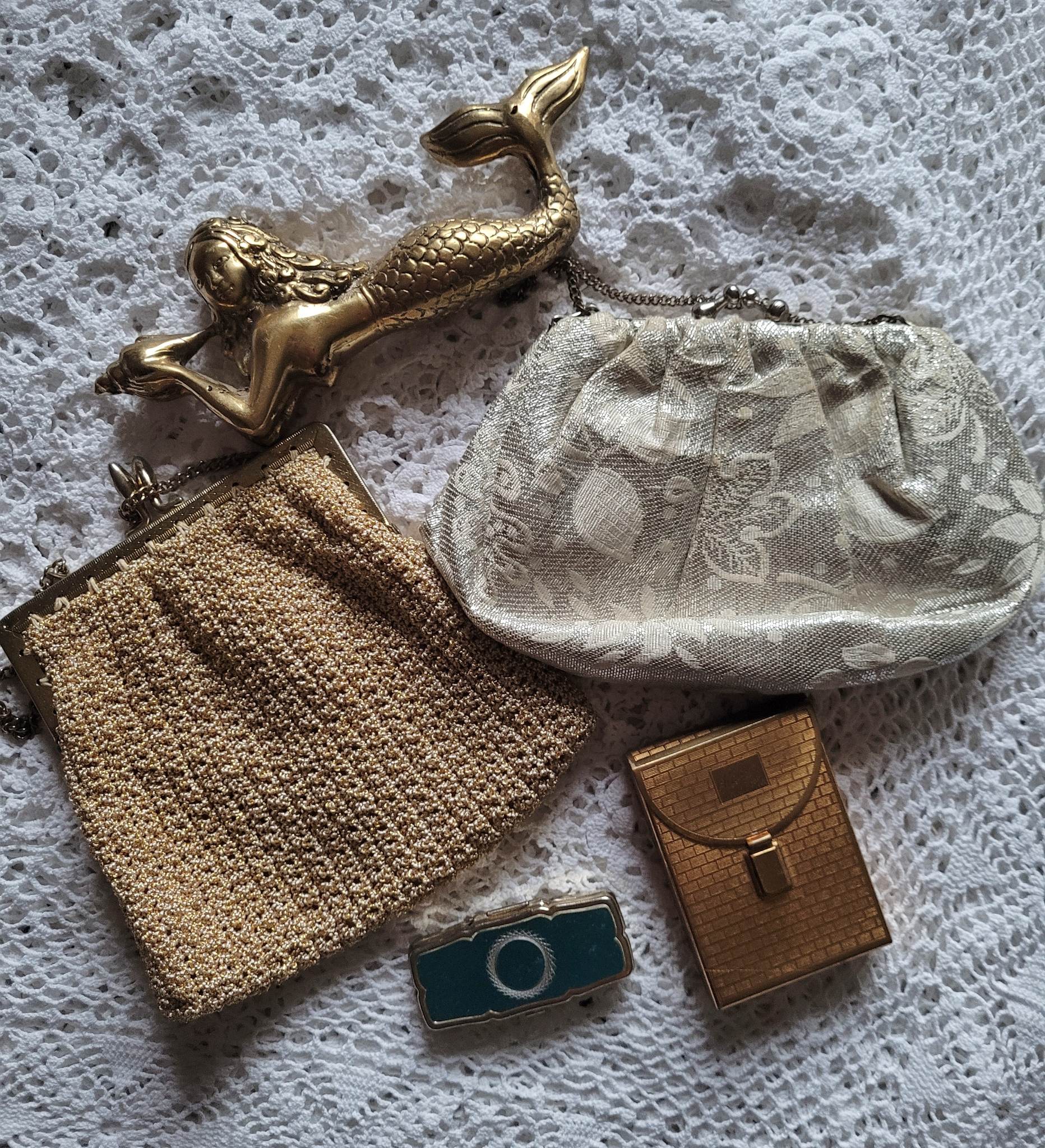 Fancy 1950's Jeweled and Beaded Travel Purse London Paris | Etsy | Vintage  purses, Purses, Vintage handbags